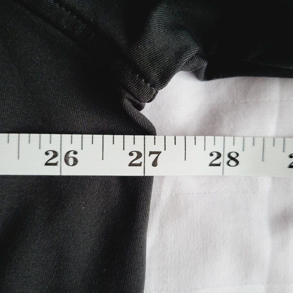 Cutter & Buck Black NY Giants Adapt Eco Knit Hybrid Recycled Quarter-Zip Jacket - Picture 8 of 10